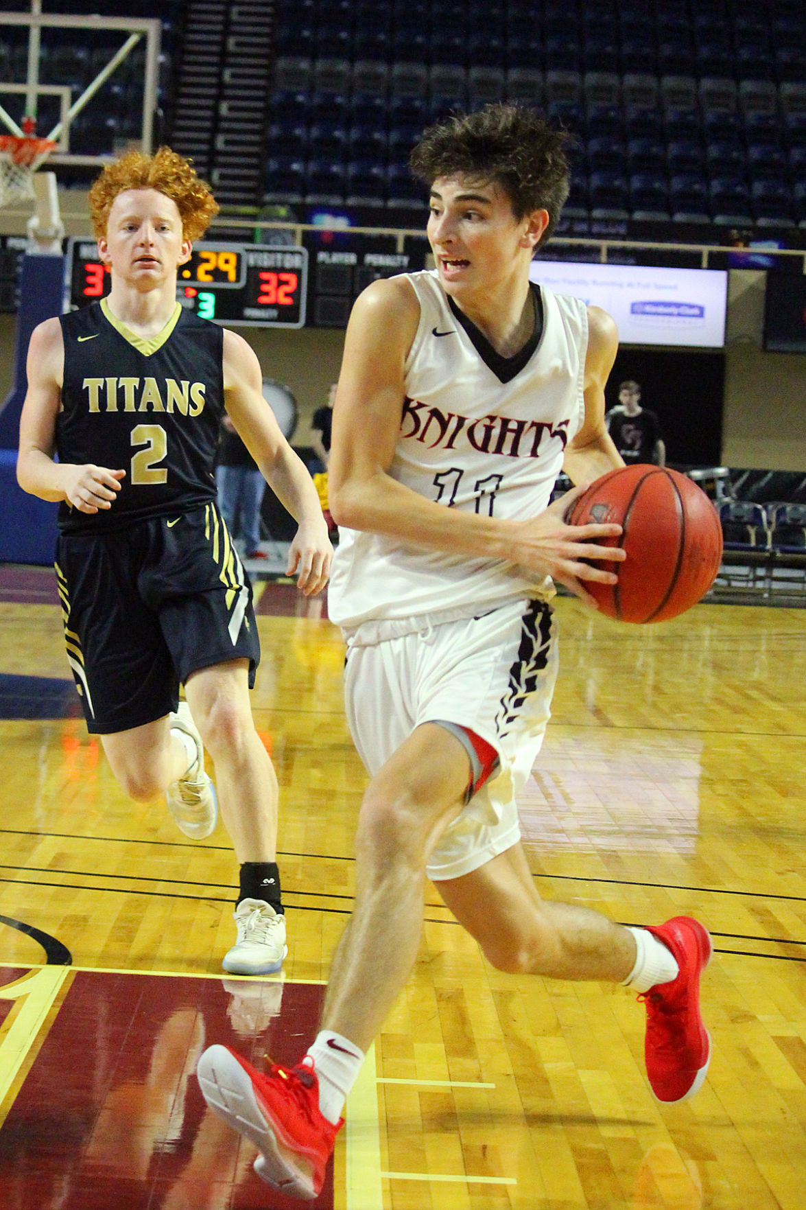 CS11 Adan Jasarevic drives in past HV2 Sam Hart.jpg